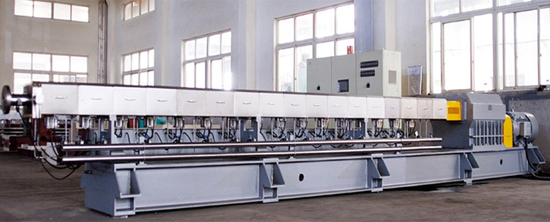 TSB-95 special twin-screw extruder for swelling and dissolving ultra-high molecular weight PE and aramid (L-D=68)